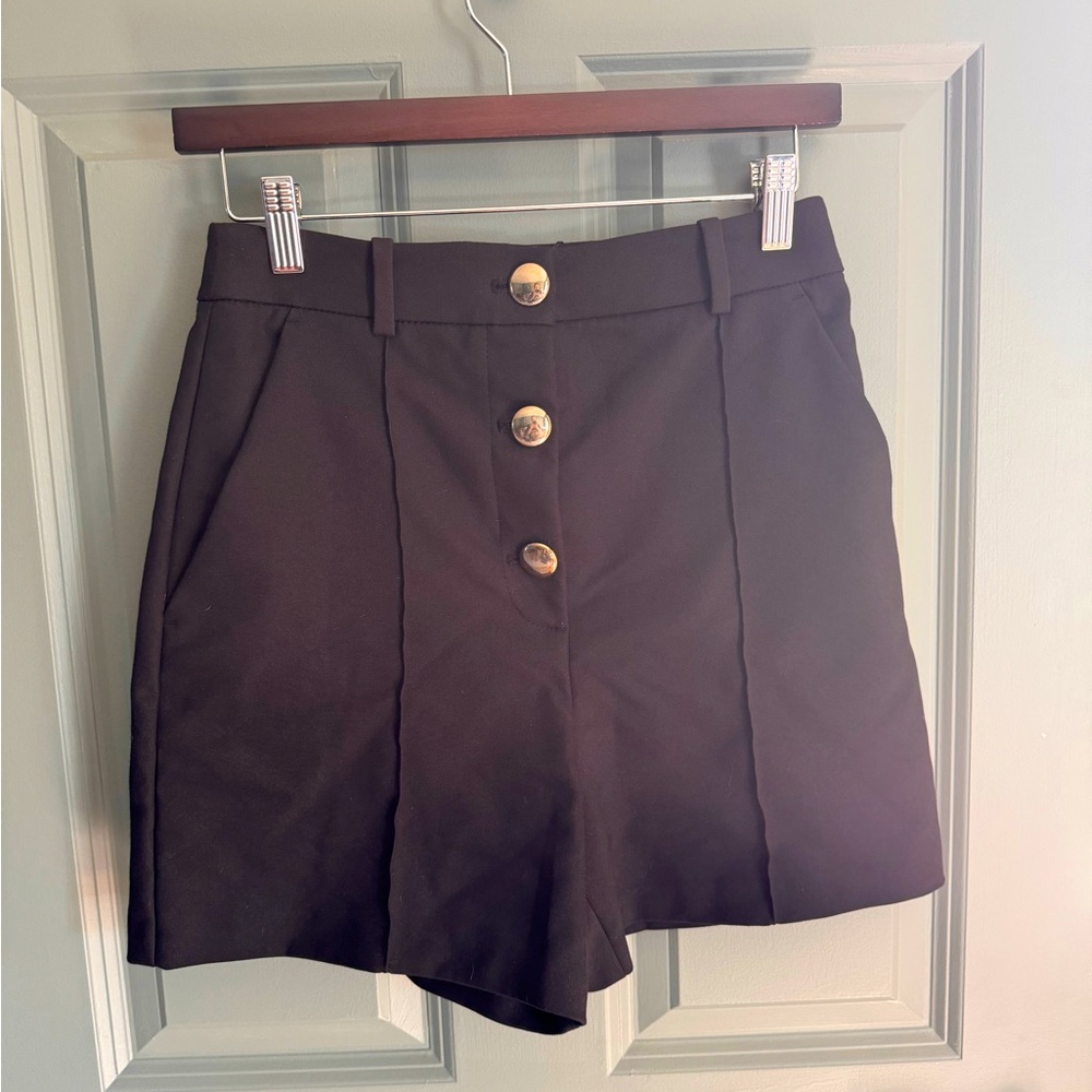 High waisted black Zara shorts